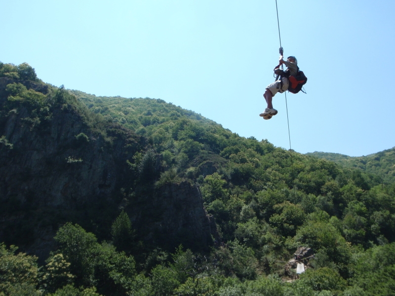 Village Camps International Summer Camp Ard&egrave;che, France 2019-07-26 https://www.villagecamps.com/journals_admin/images/18-34-Zip line.jpg